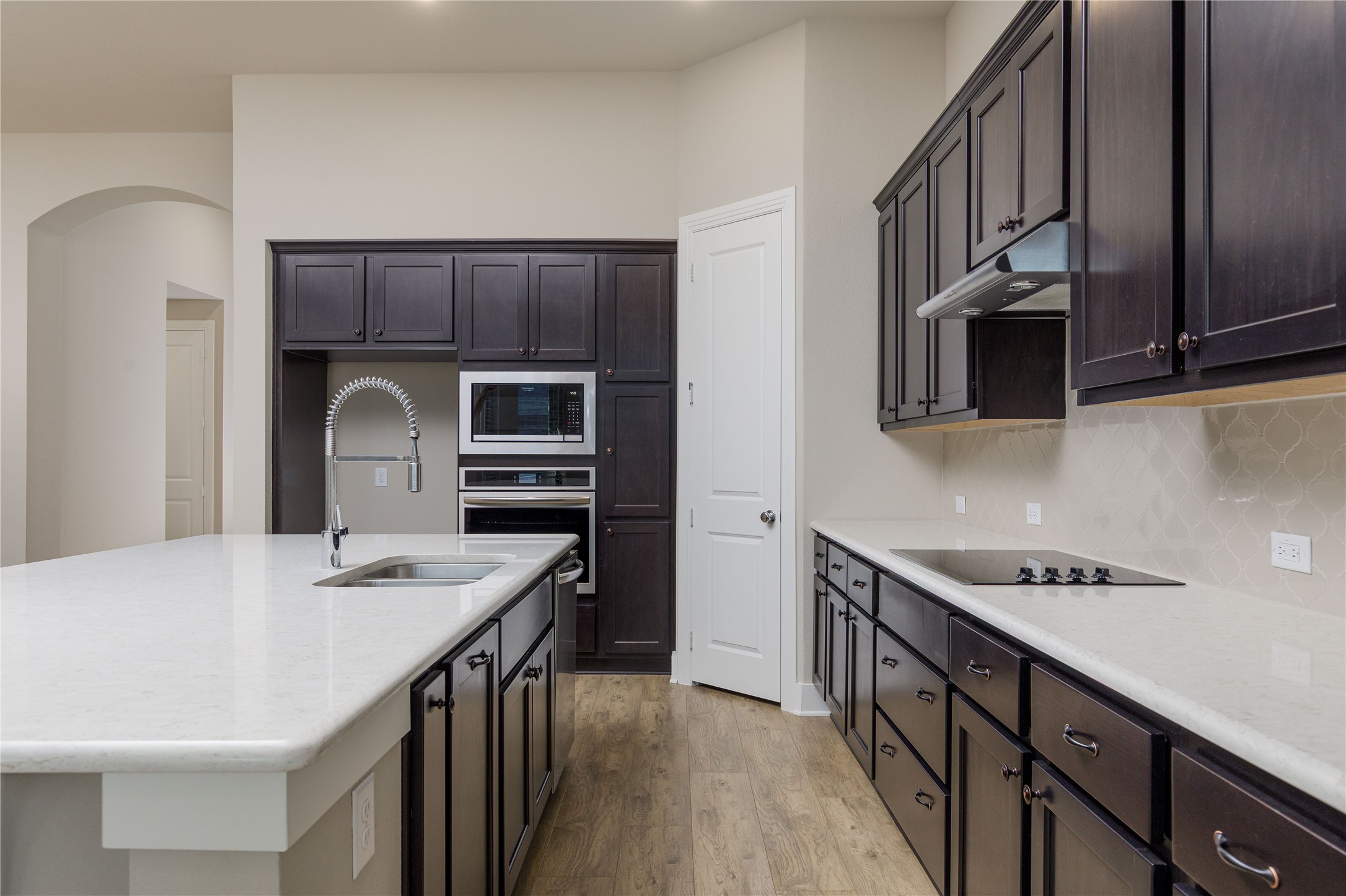 1829 Leo Drive Van Alstyne TX 75495