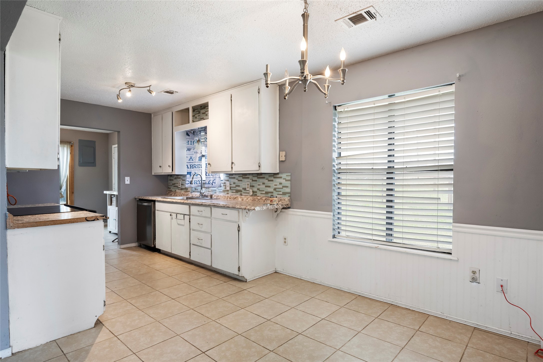 1106 Hcr 1414 Covington TX 76636