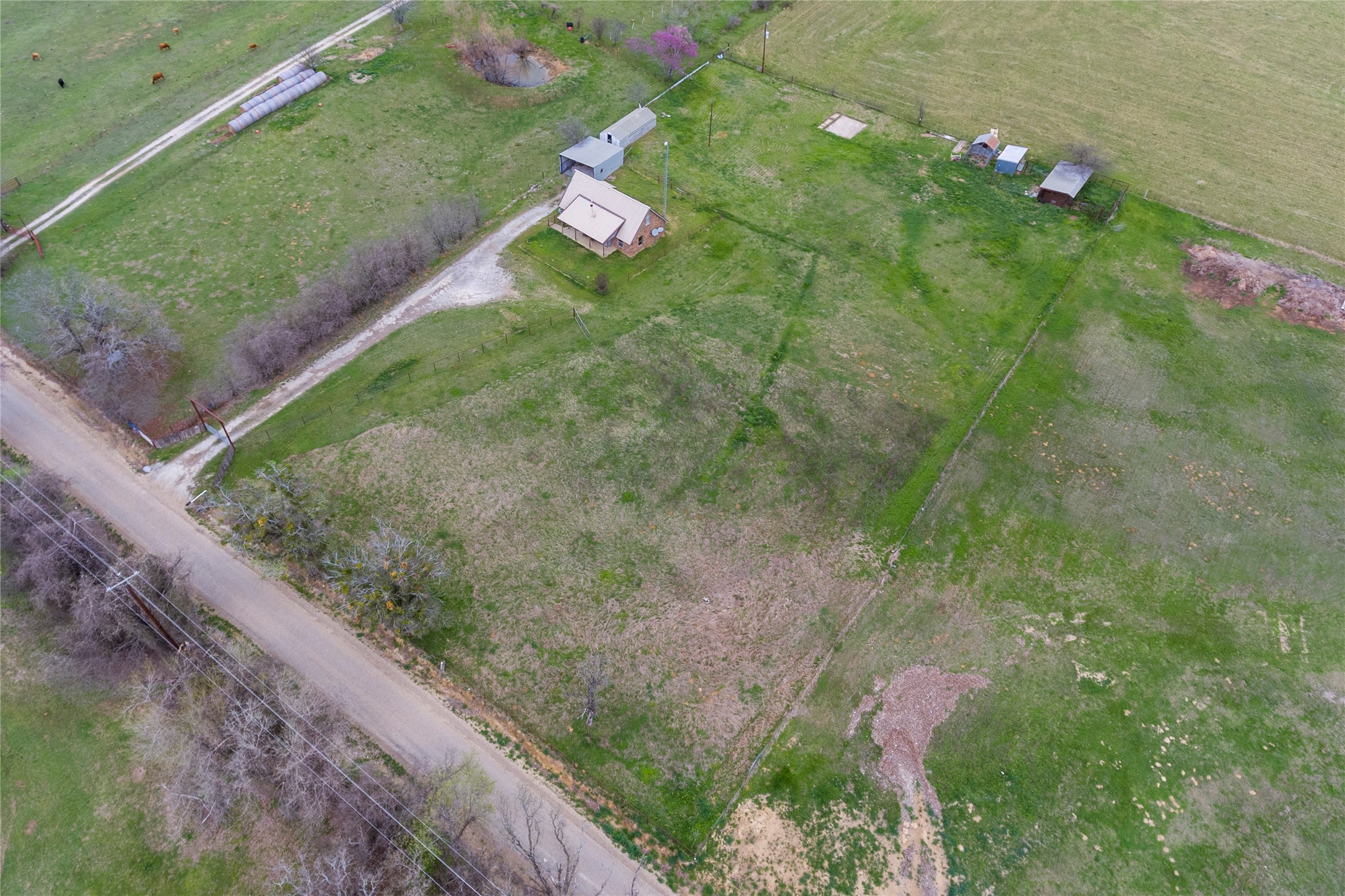 1106 Hcr 1414 Covington TX 76636