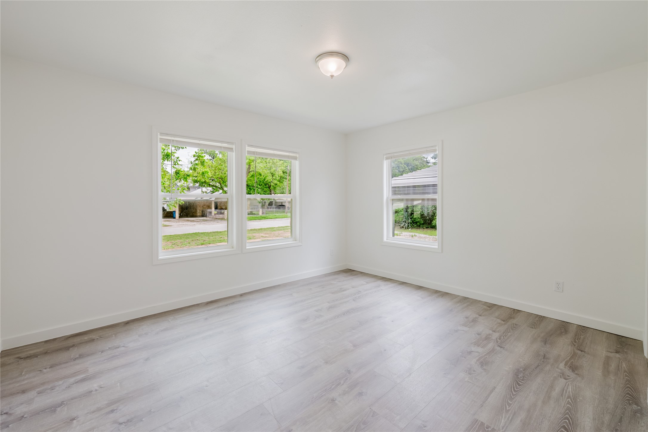 524 W Roberts Street Gorman TX 76454