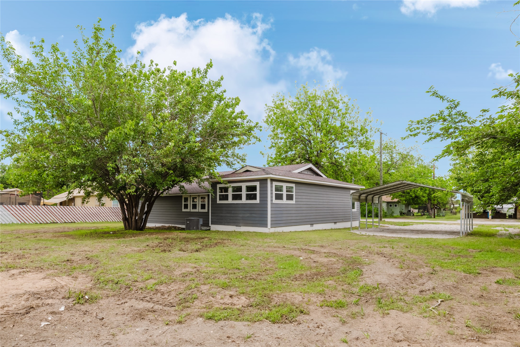 524 W Roberts Street Gorman TX 76454