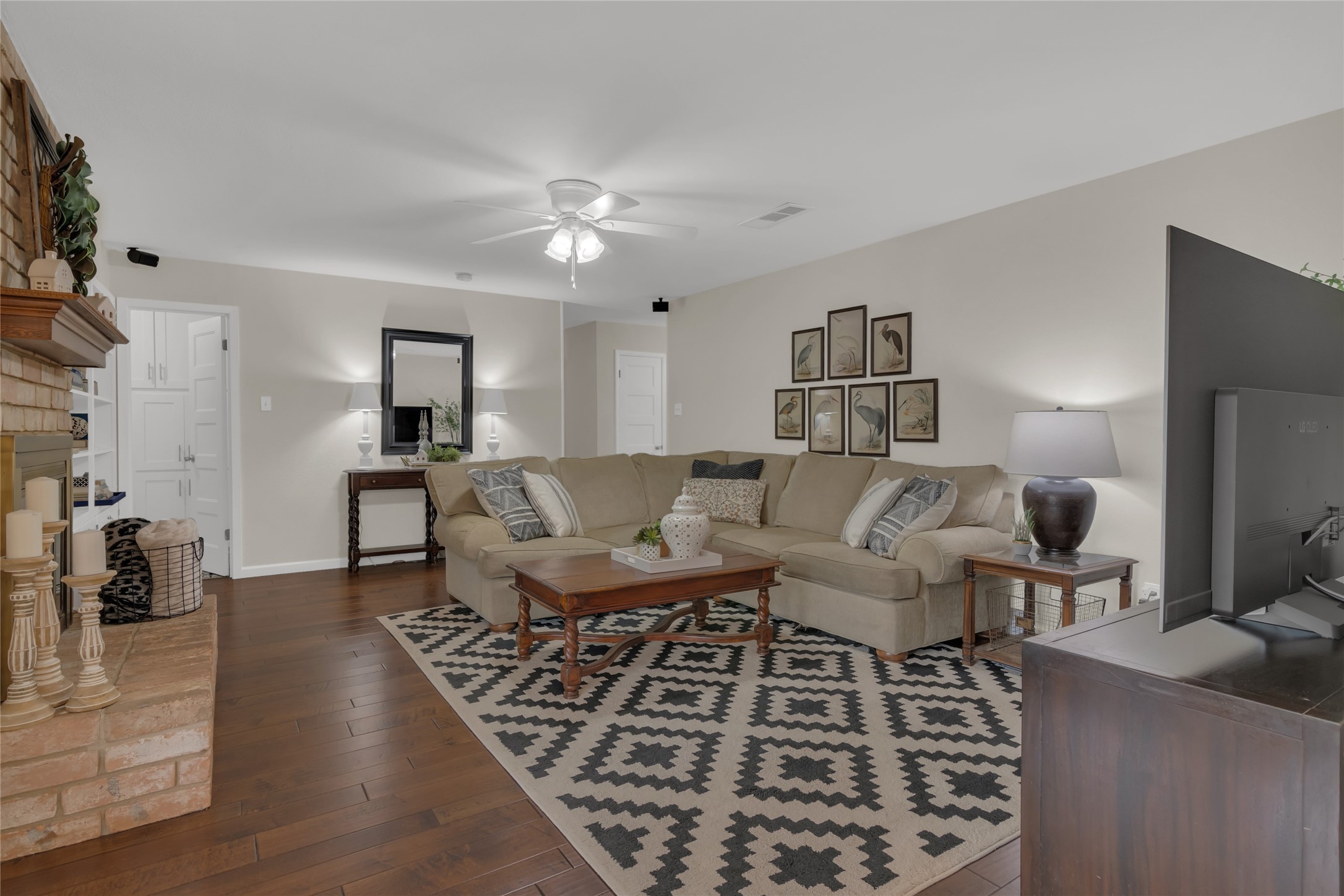 1721 Westridge Drive Hurst TX 76054