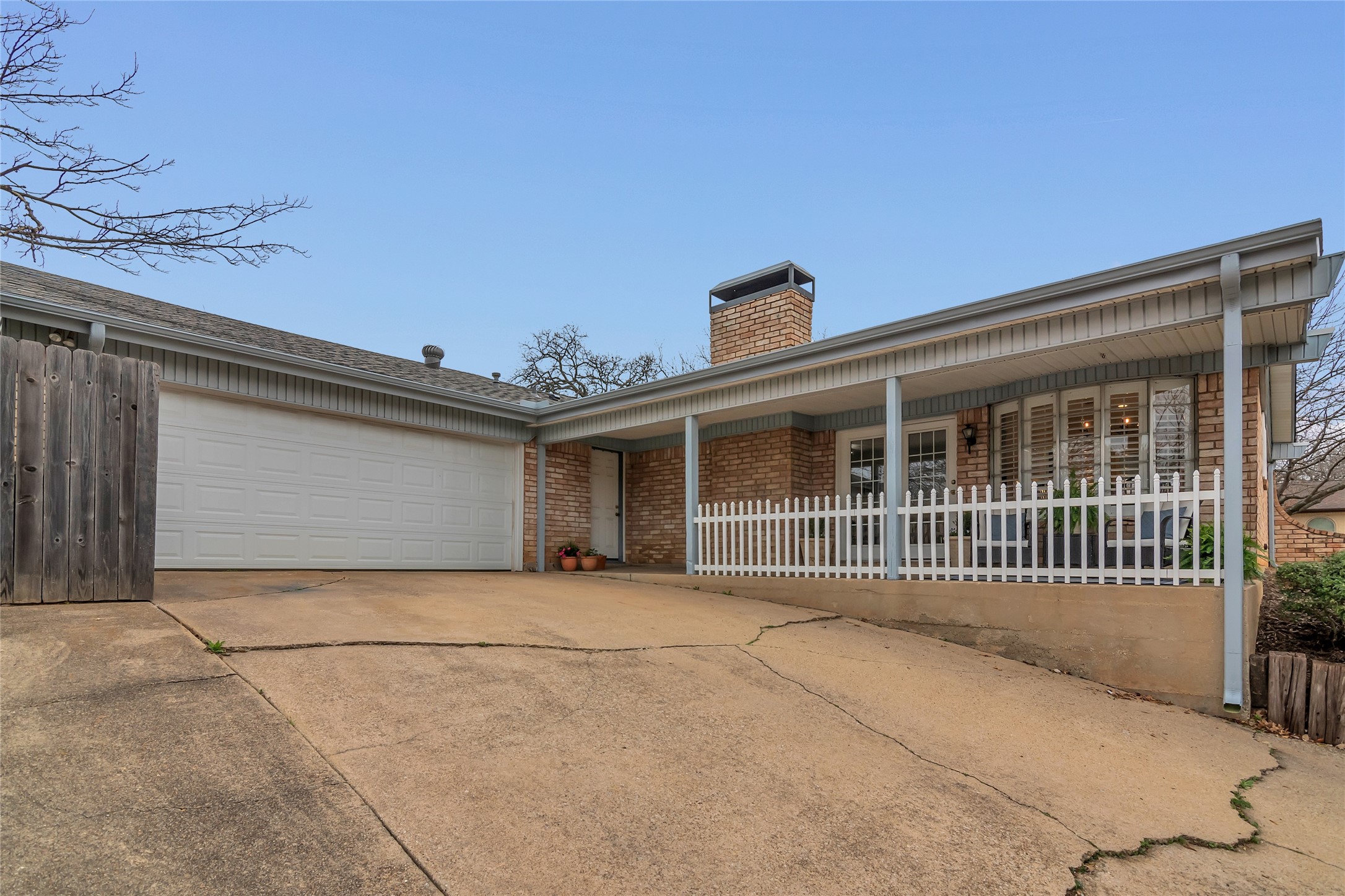 1721 Westridge Drive Hurst TX 76054