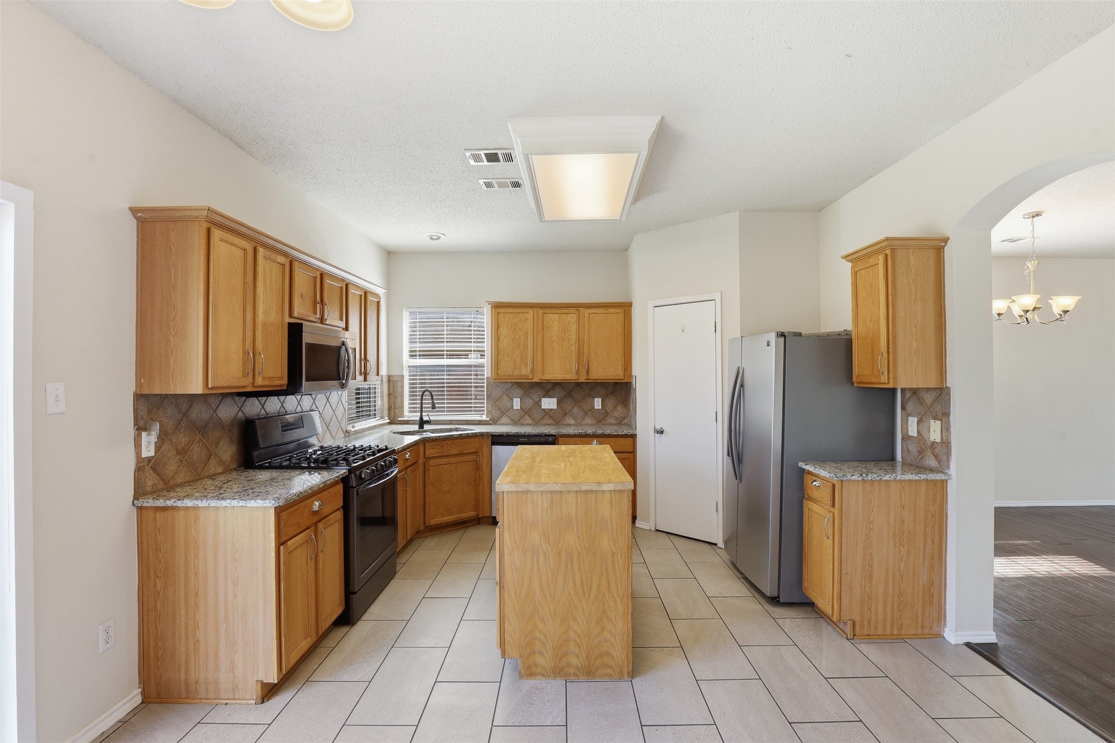 600 Prairie Gulch Drive Fort Worth TX 76140