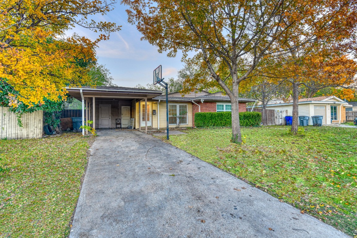 2509 Maverick Avenue Dallas TX 75228