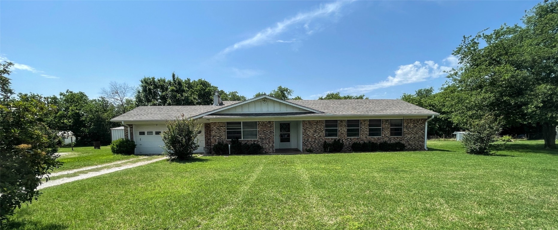 246 E Wathen Street Graford TX 76449