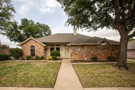 4024 Garden Park Drive North Richland Hills TX 76180
