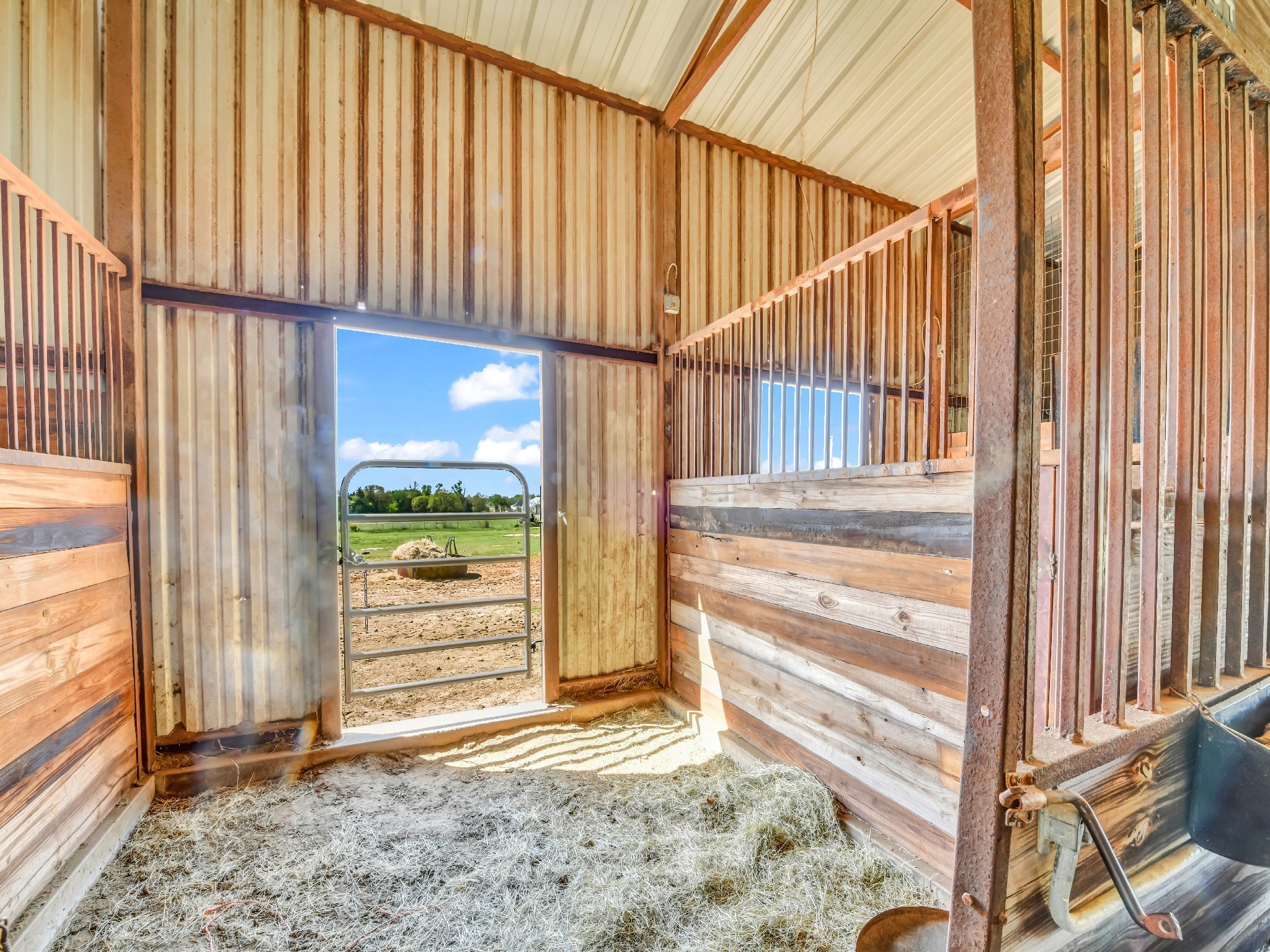 4519 Cr 2690 Alvord TX 76225