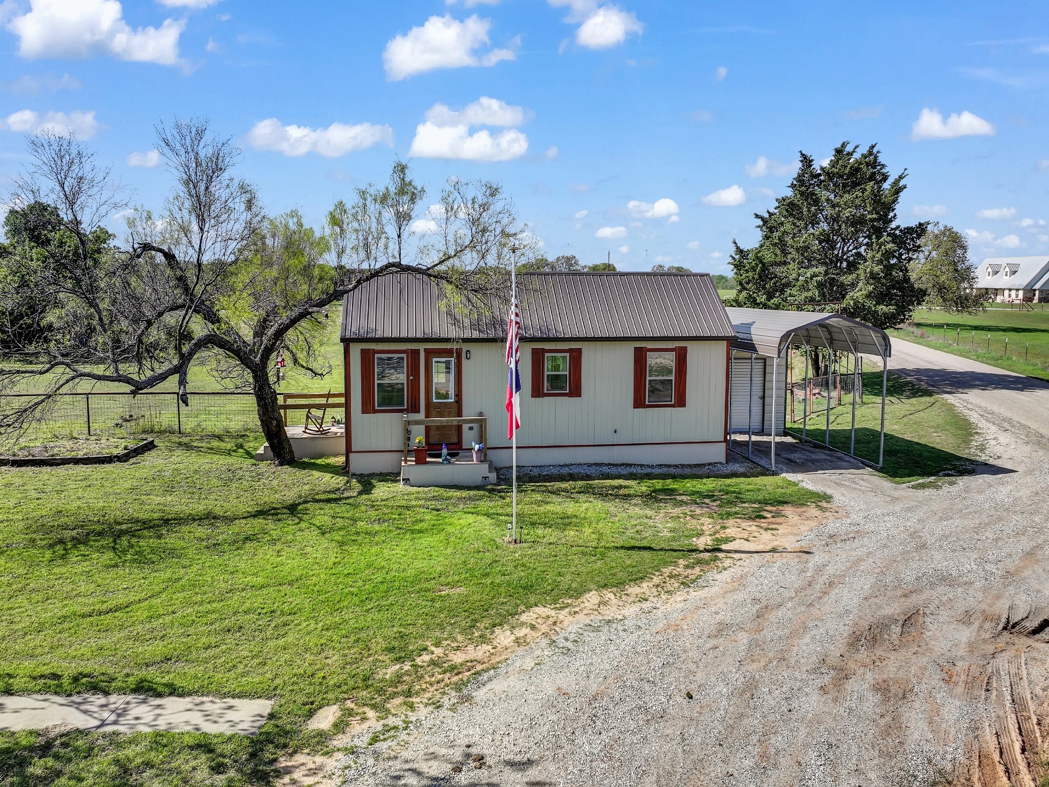 4519 Cr 2690 Alvord TX 76225