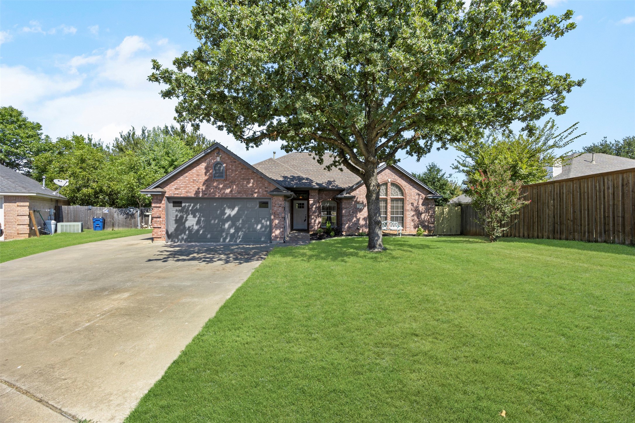 419 Springhill Court Burleson TX 76028