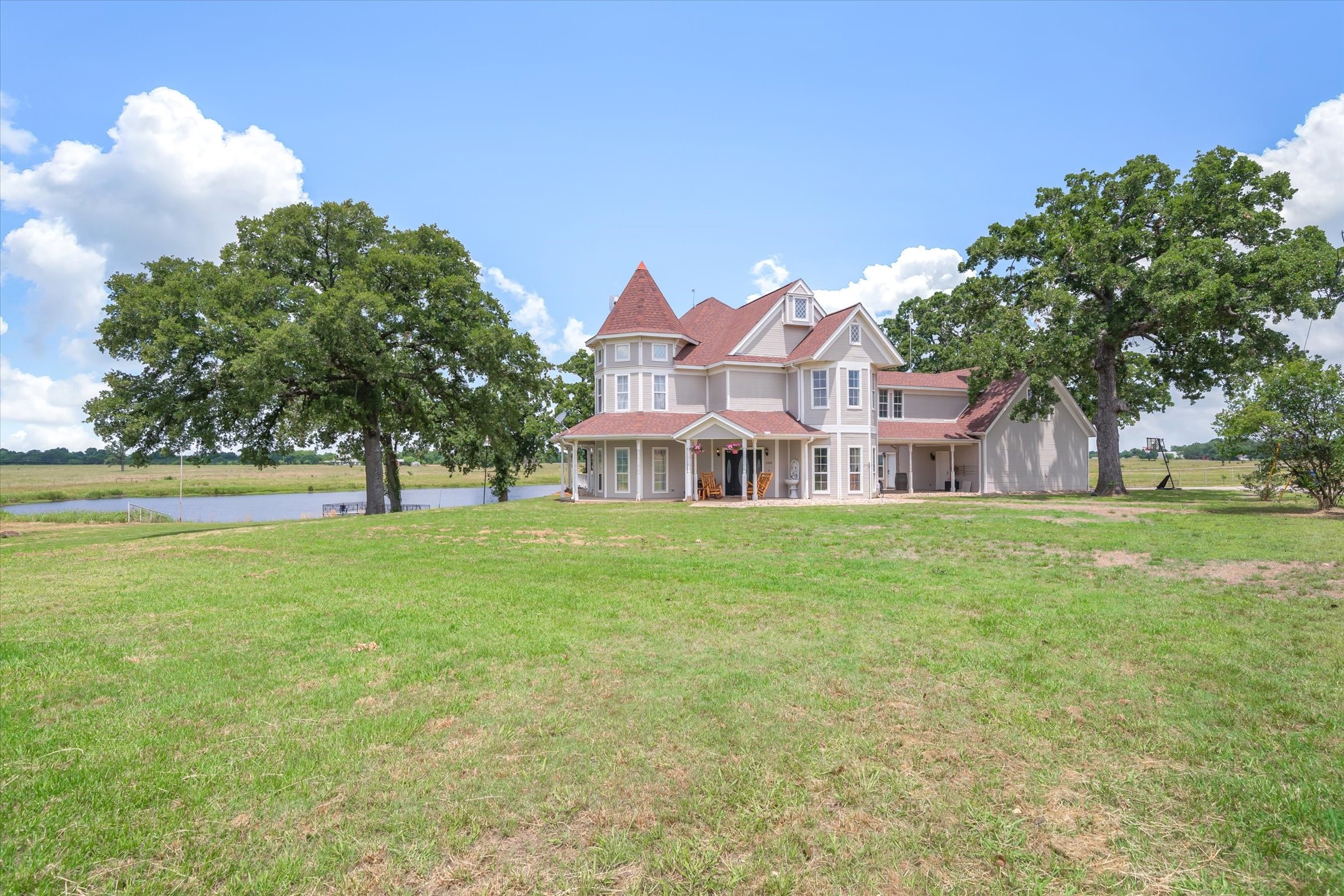2364 Vz County Road 2128 Wills Point TX 75169