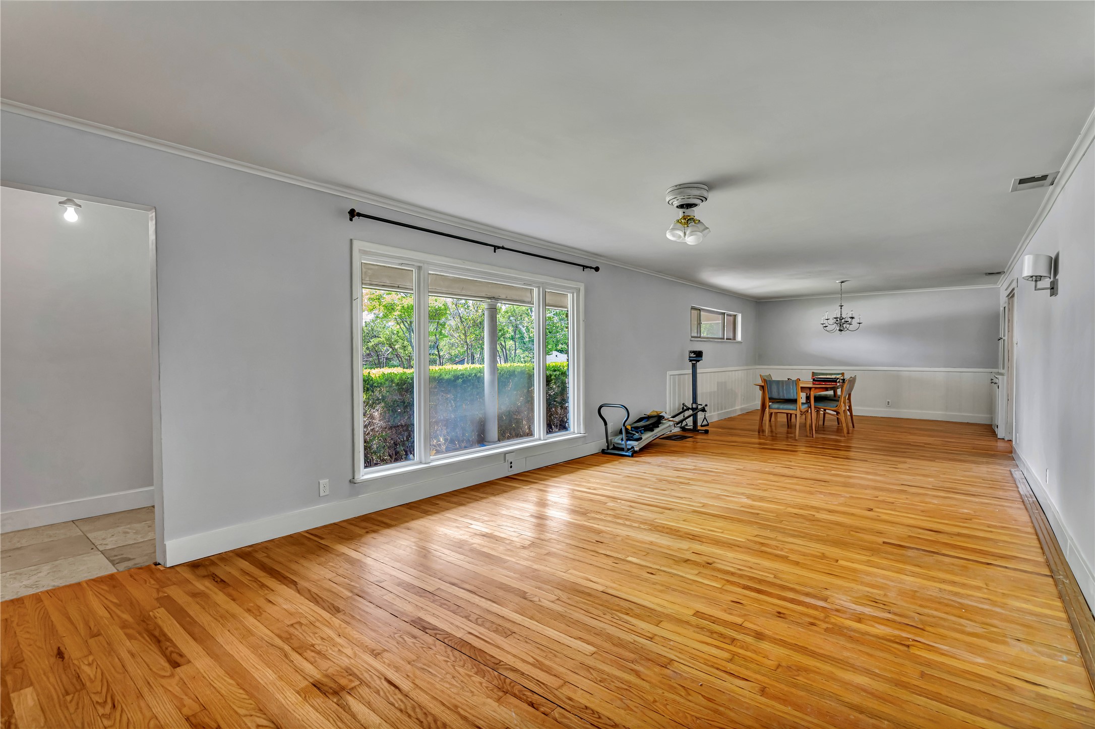 5108 Crown Road Fort Worth TX 76114