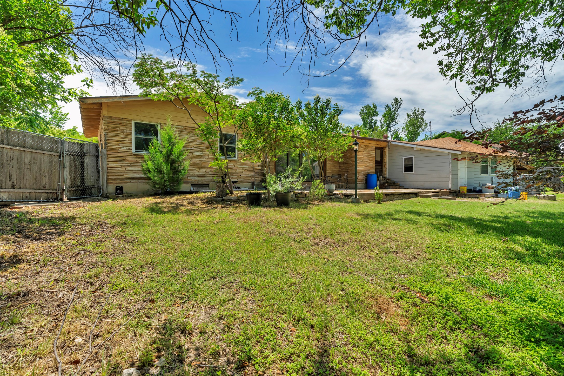 5108 Crown Road Fort Worth TX 76114