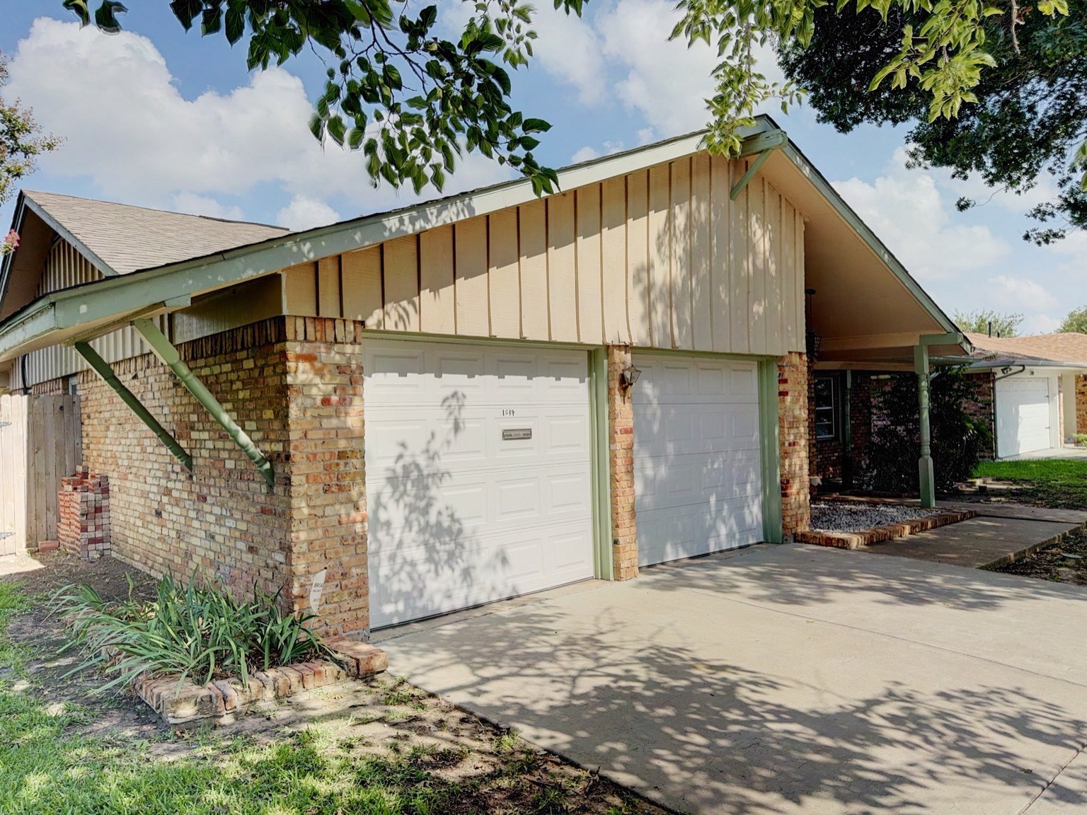 1617 Camara Court Grand Prairie TX 75051