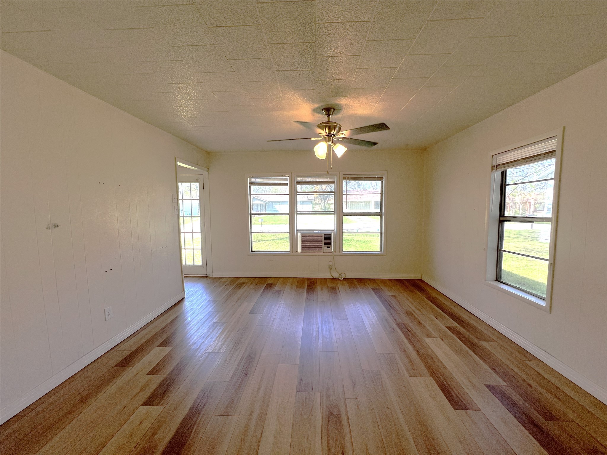 122 Robertson Street Sulphur Springs TX 75482