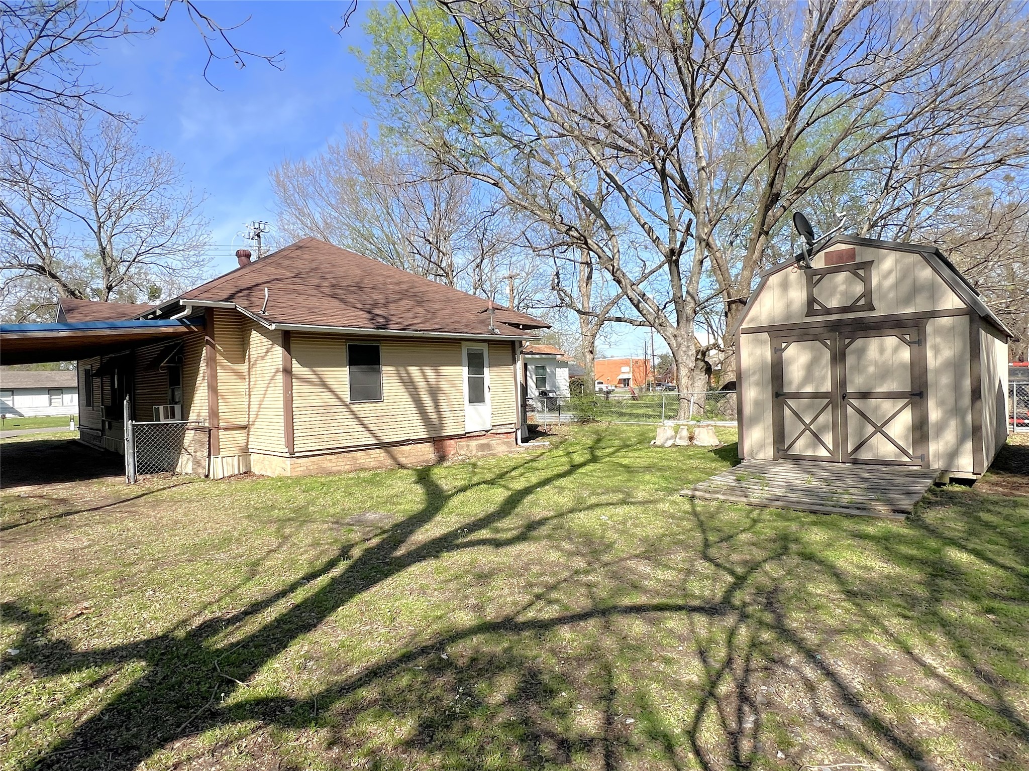122 Robertson Street Sulphur Springs TX 75482