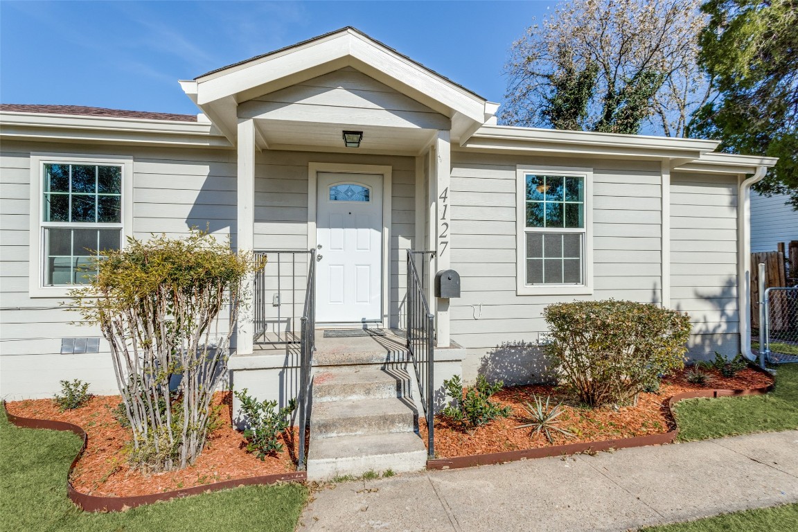 4127 Western Street Dallas TX 75211