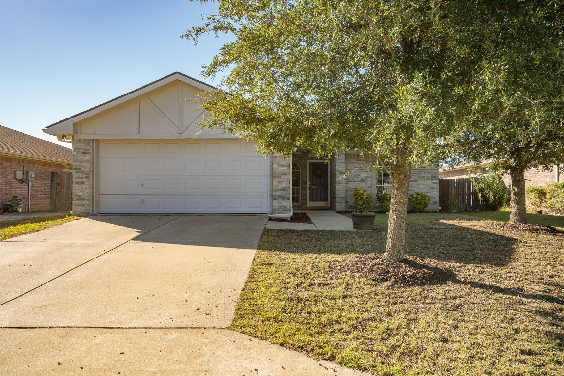 1651 Tampa Bay Drive Dallas TX 75217