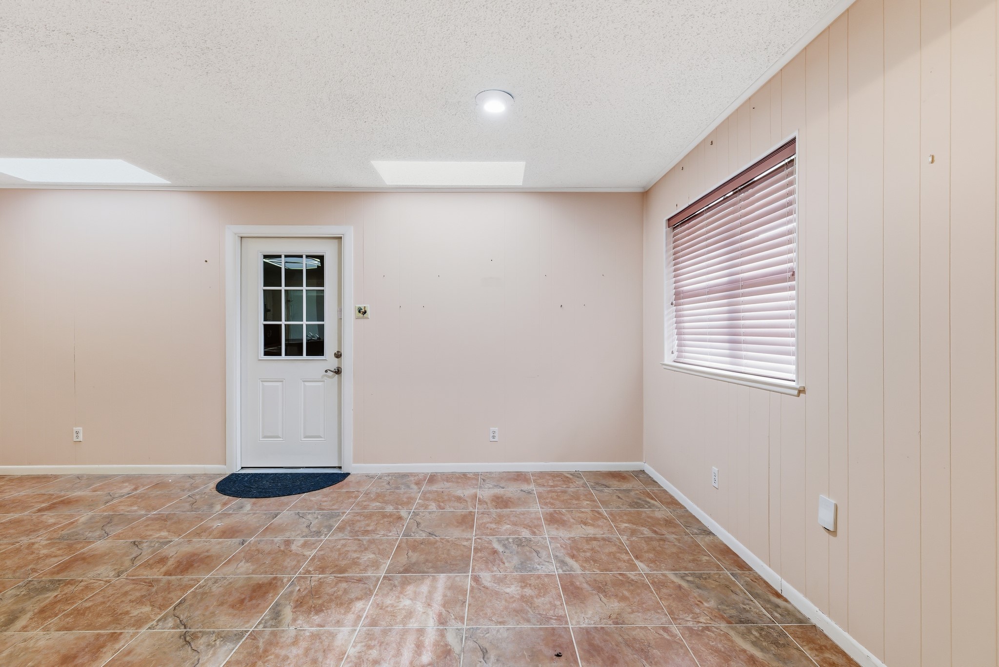 504 Debra Drive Mesquite TX 75149