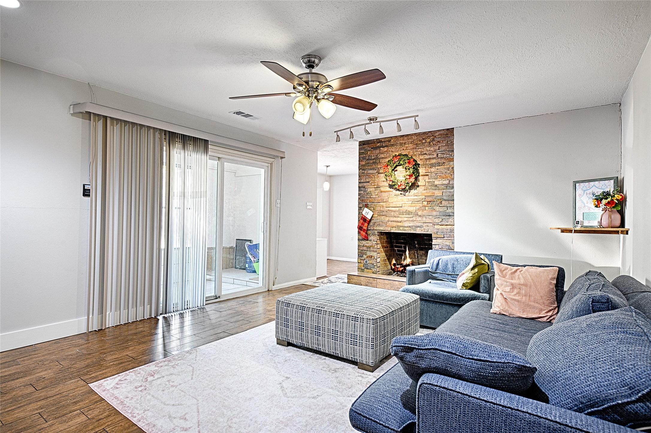 1305 W Grauwyler Road Irving TX 75061