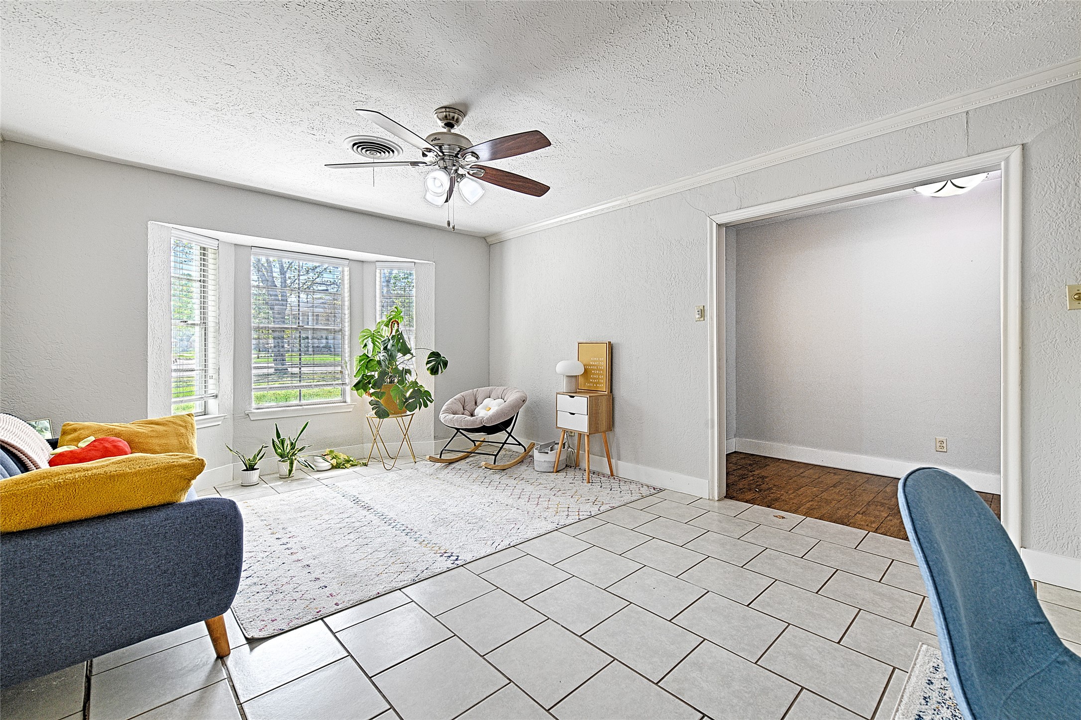 1305 W Grauwyler Road Irving TX 75061