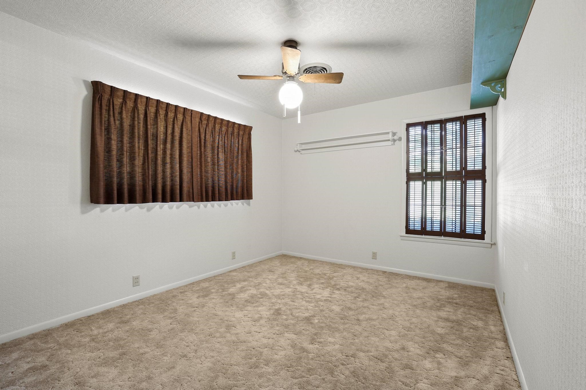 1100 S Idlewild Sherman TX 75090