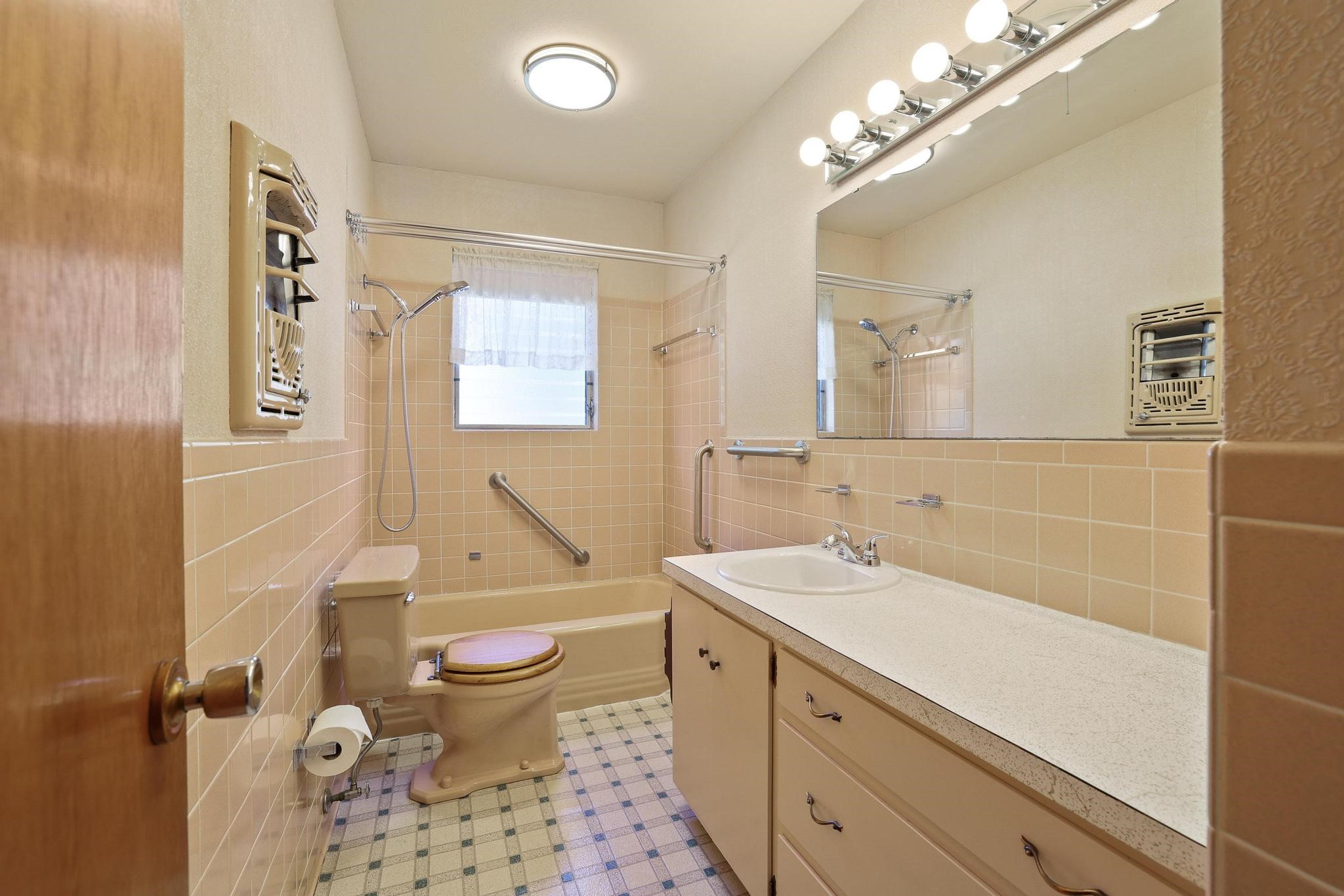 1100 S Idlewild Sherman TX 75090