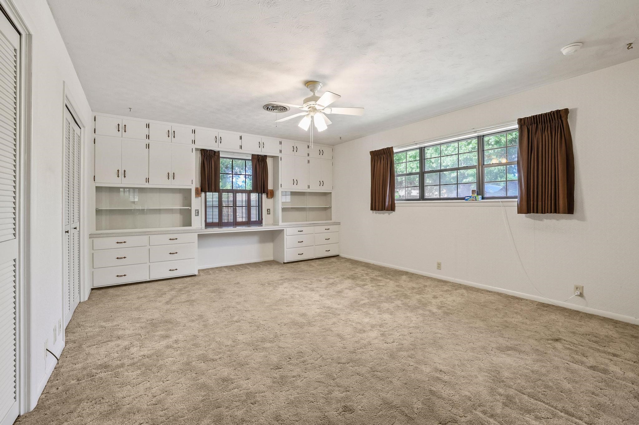 1100 S Idlewild Sherman TX 75090
