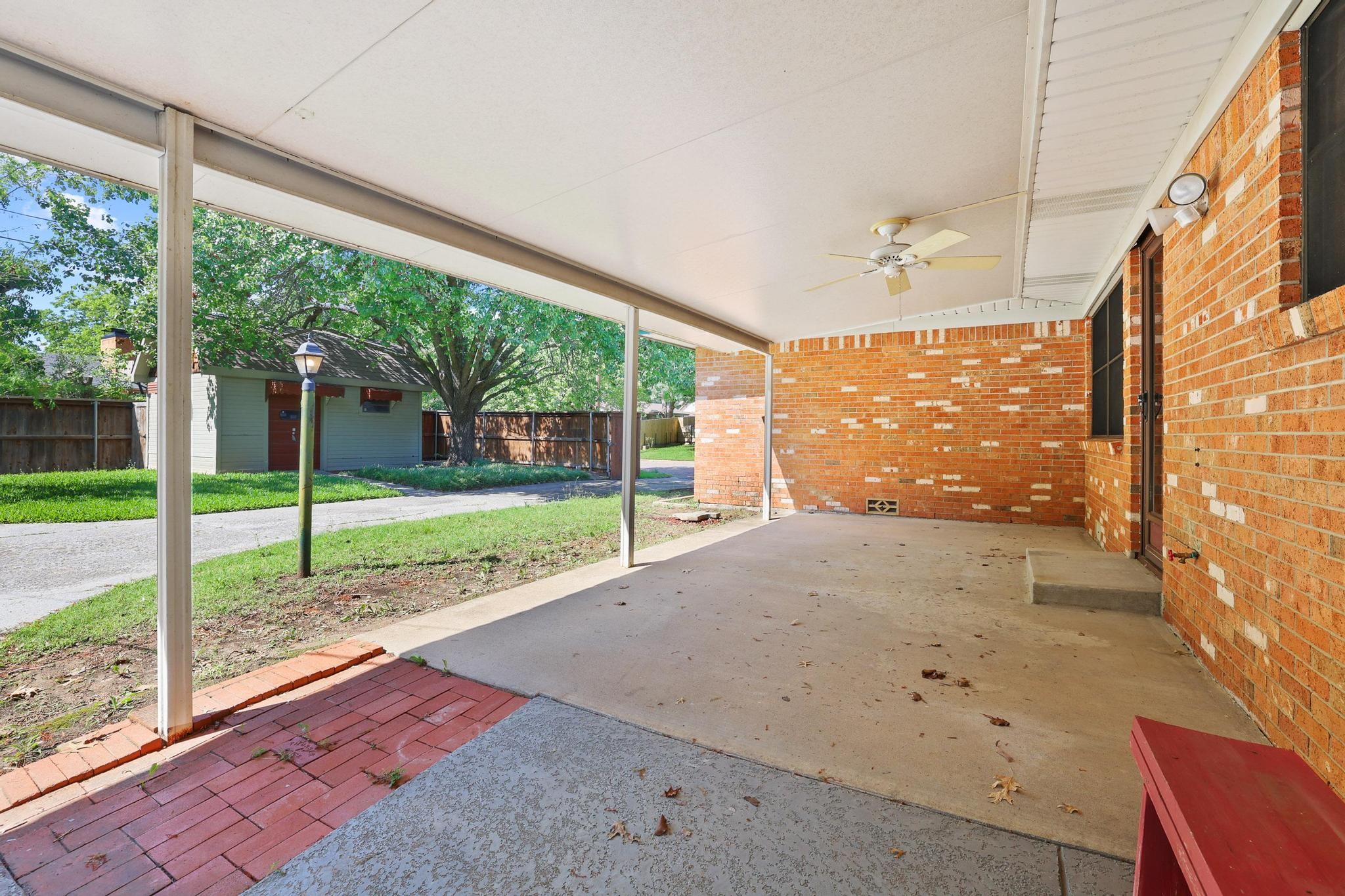 1100 S Idlewild Sherman TX 75090
