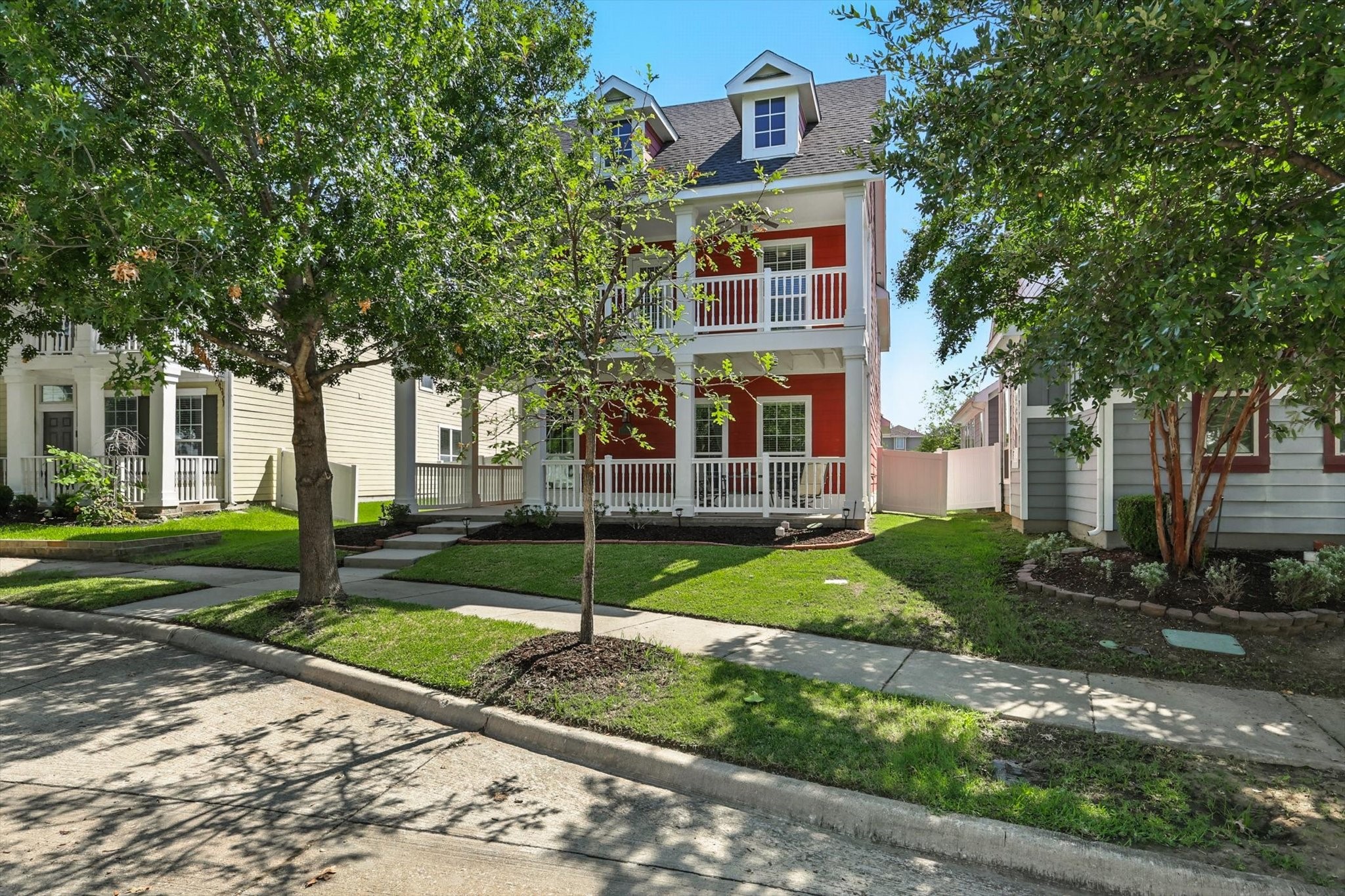 1624 Sea Pines Drive Savannah TX 76227
