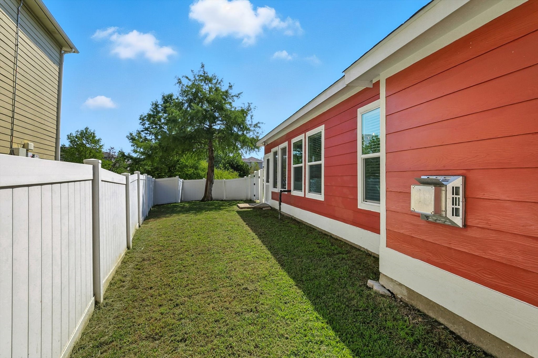 1624 Sea Pines Drive Savannah TX 76227