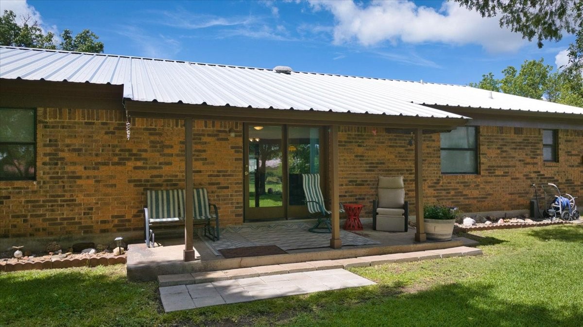 2308 Thornton Street San Saba TX 76877