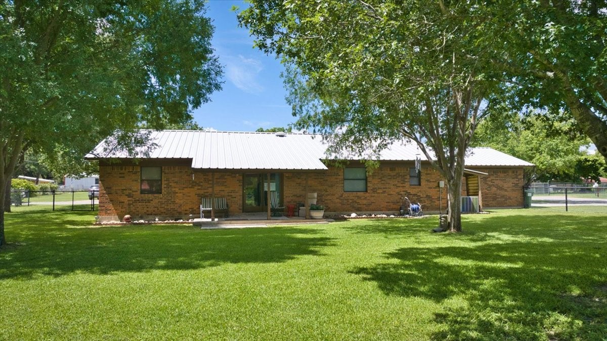 2308 Thornton Street San Saba TX 76877