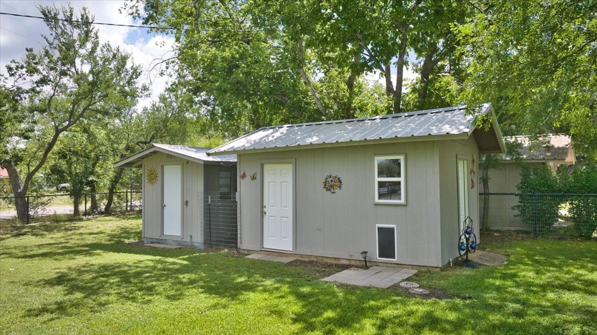 2308 Thornton Street San Saba TX 76877