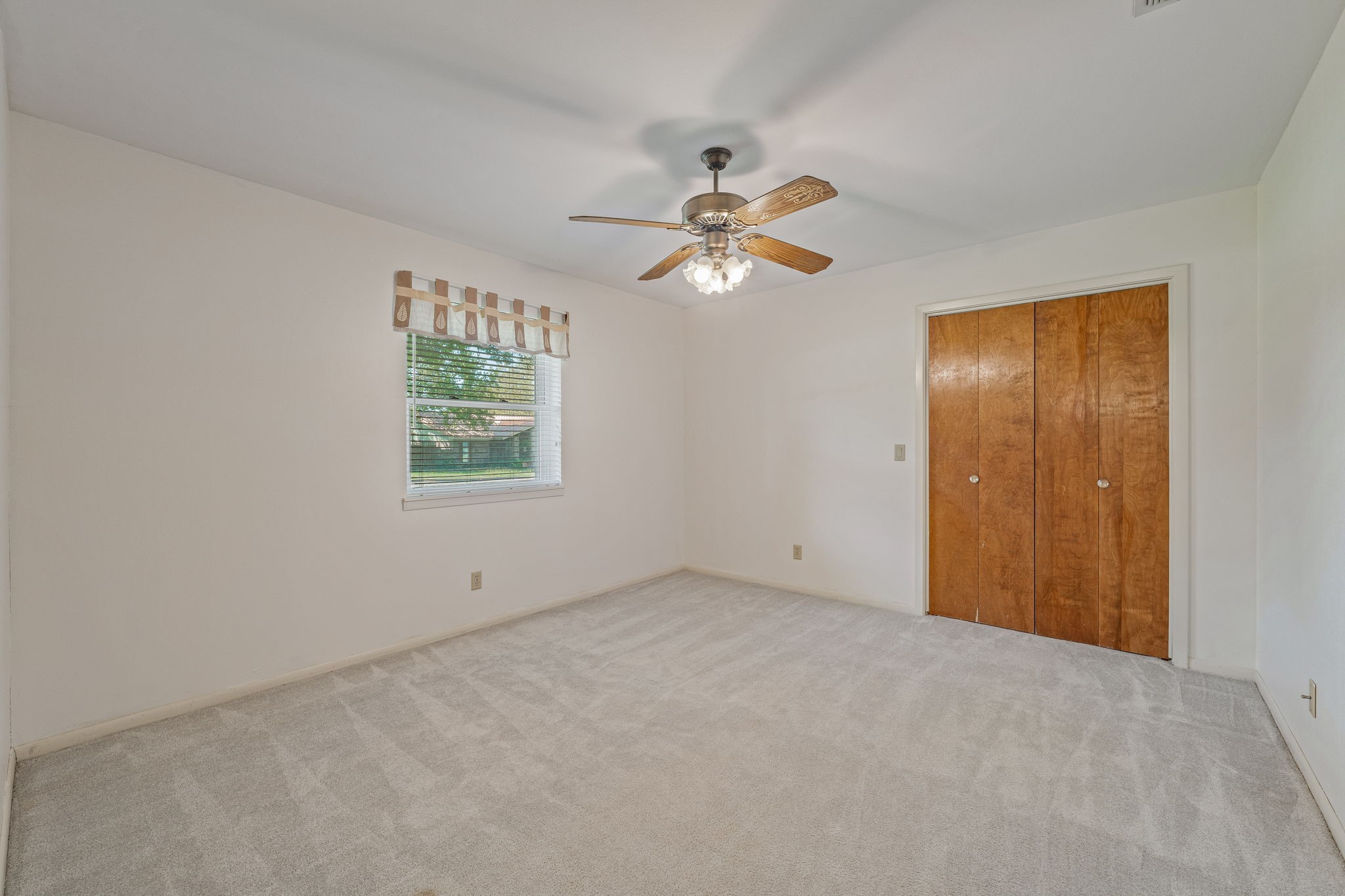 1003 Royal Lane Graham TX 76450