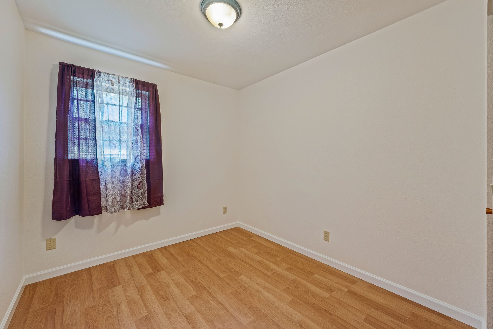 1003 Royal Lane Graham TX 76450