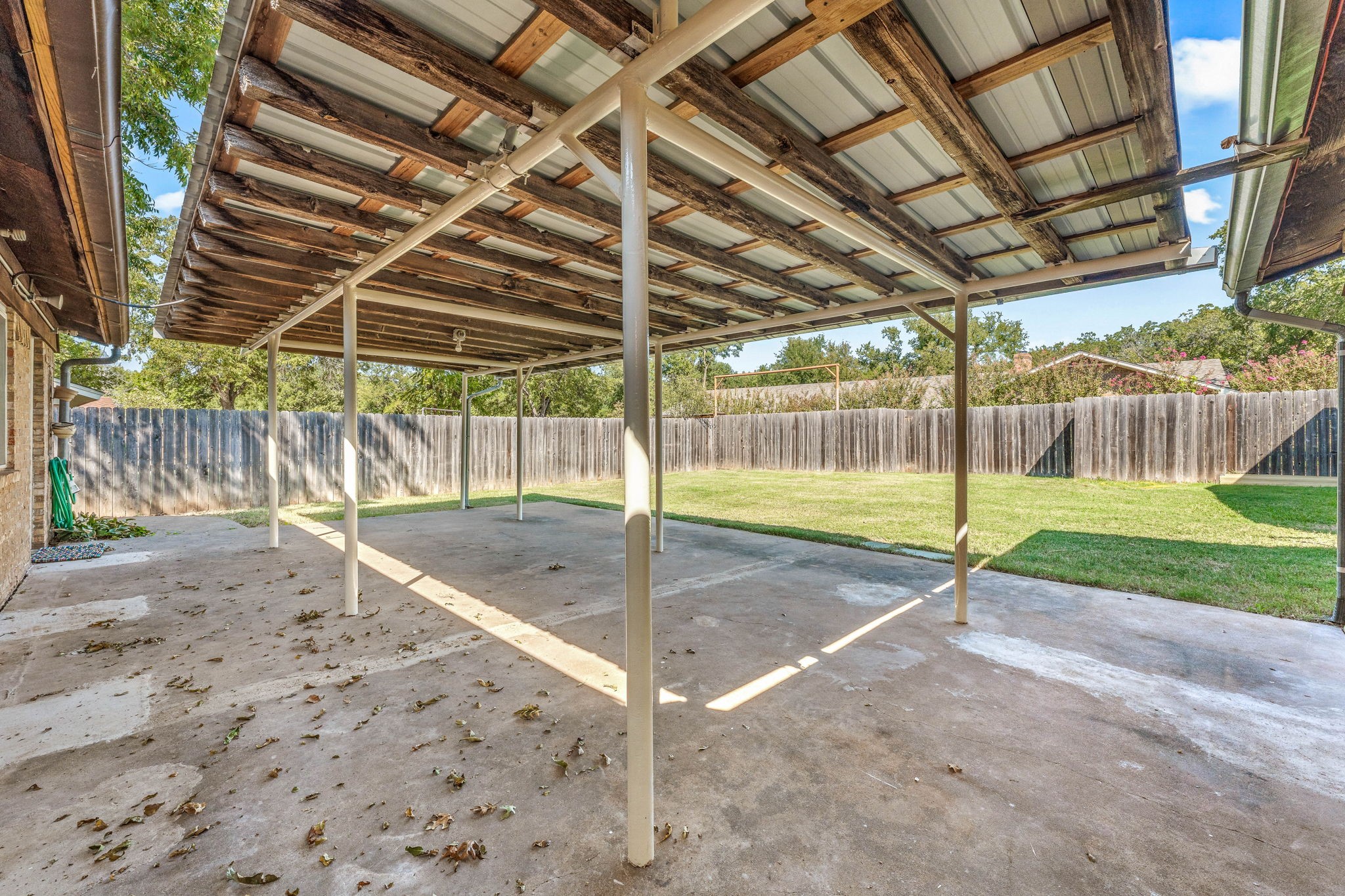 1003 Royal Lane Graham TX 76450
