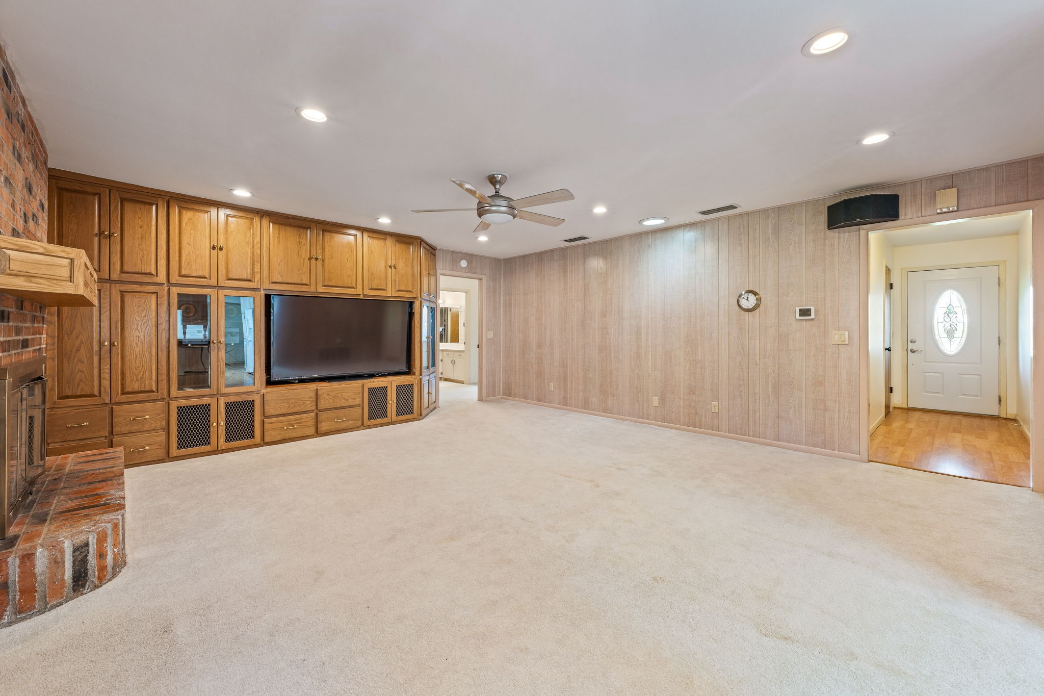 1003 Royal Lane Graham TX 76450