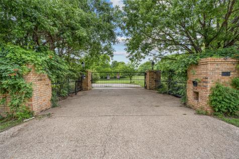 4812 Williams Road Benbrook TX 76116