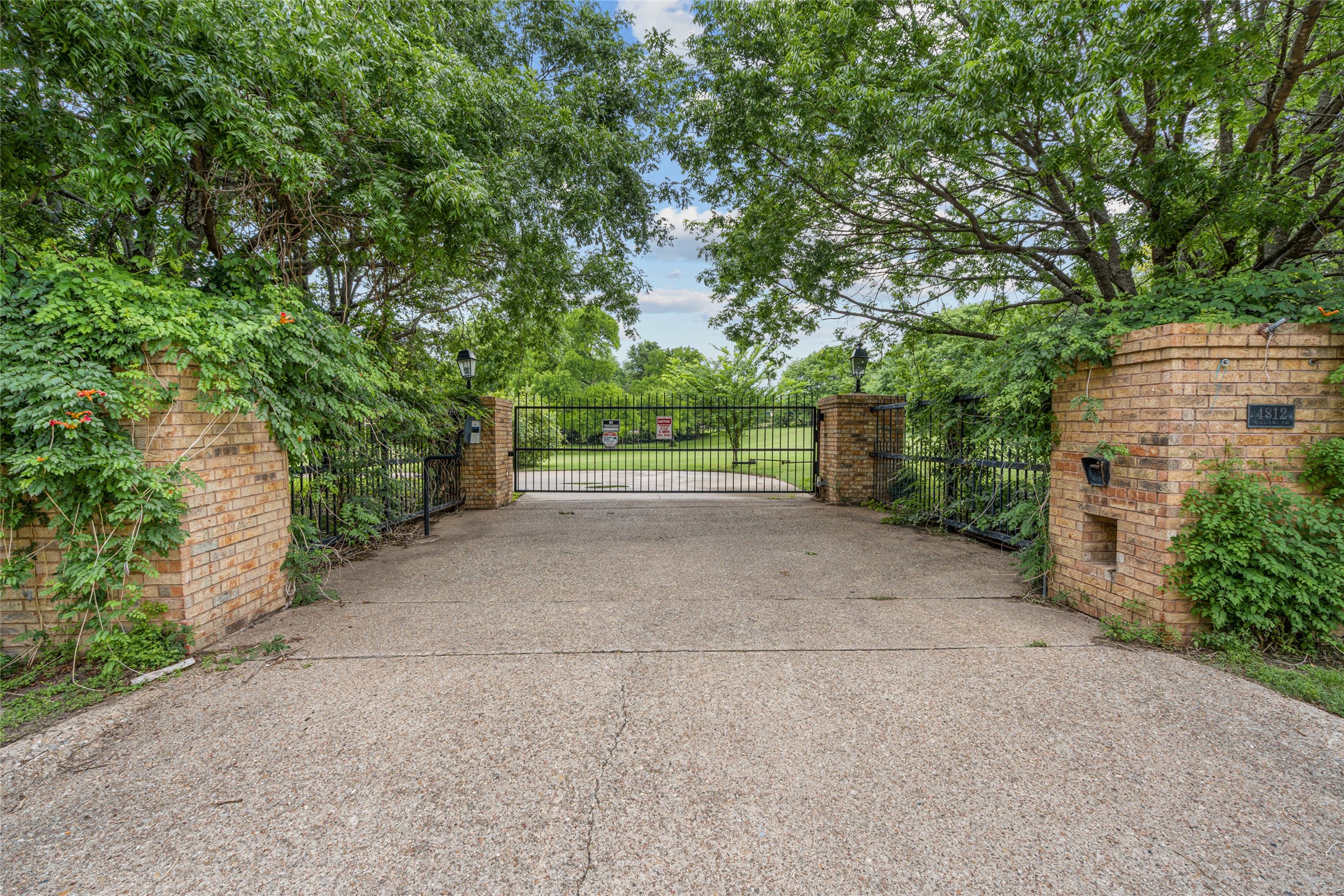 4812 Williams Road Benbrook TX 76116