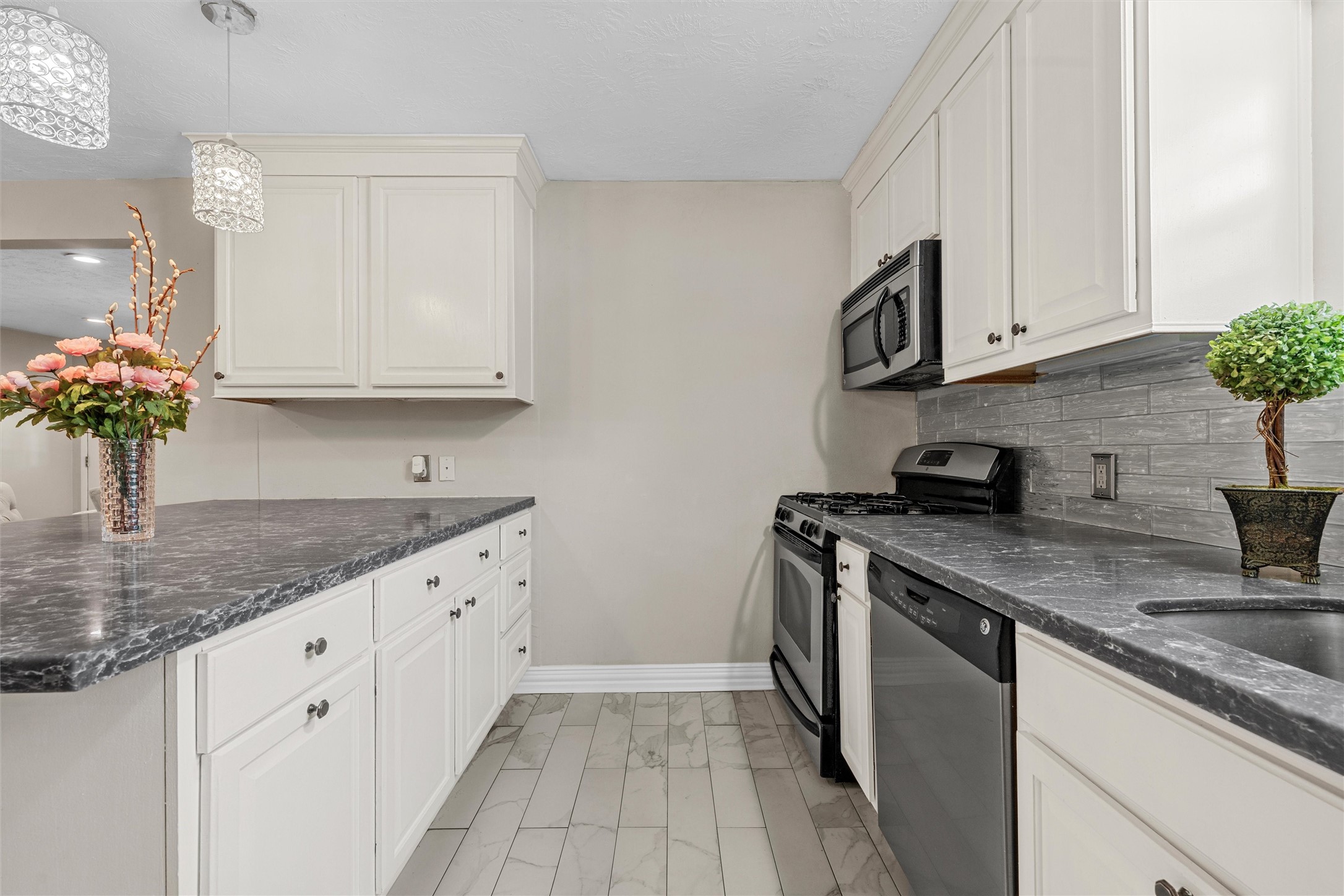 357 Sharron Drive Woodway TX 76712