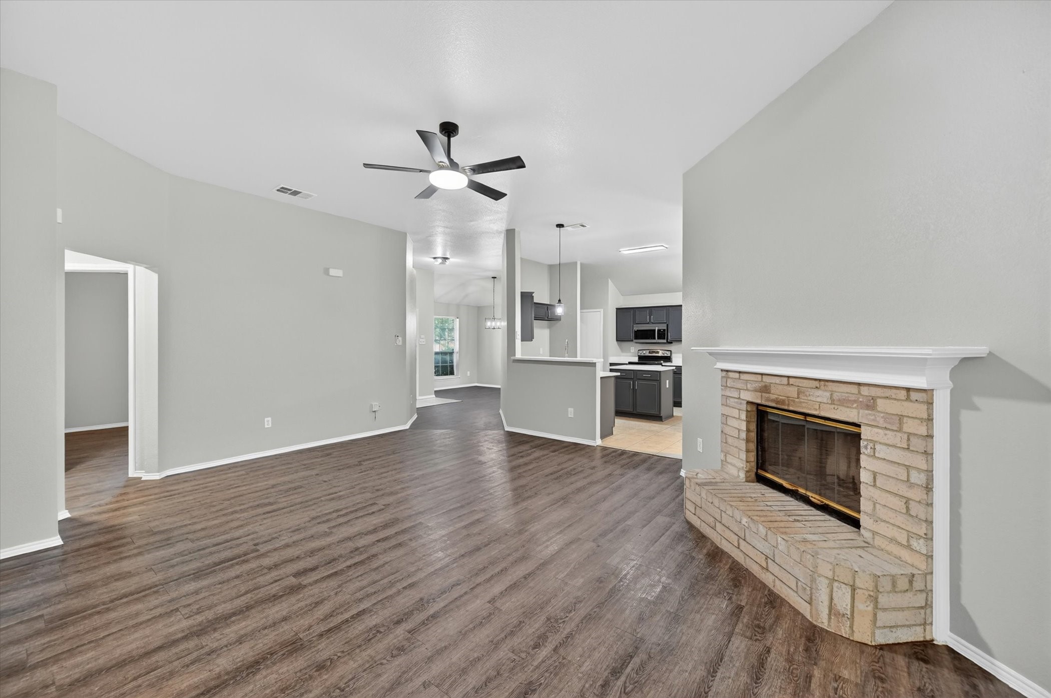 1844 Mcneely Street Lancaster TX 75134