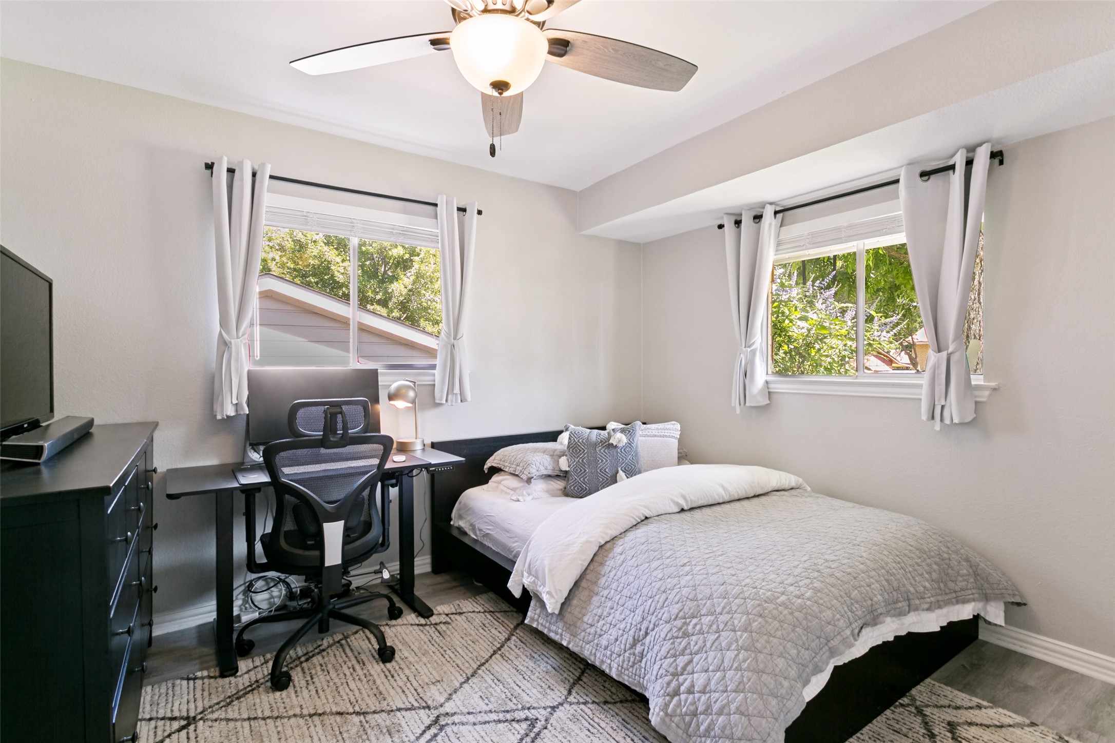 1028 Meadowbrook Drive Grapevine TX 76051