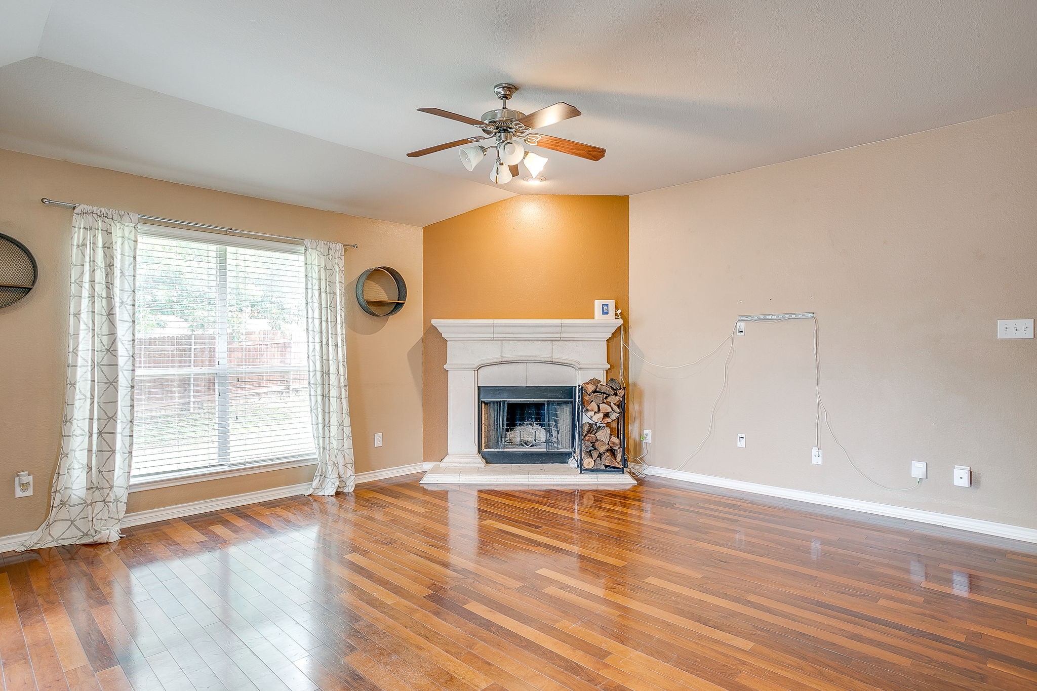 9316 Marilyn Court White Settlement TX 76108