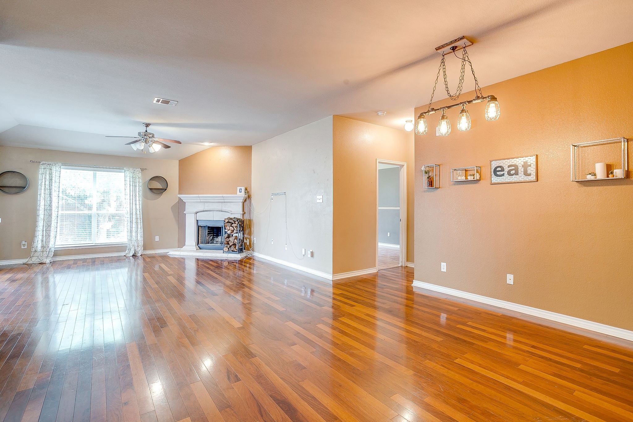 9316 Marilyn Court White Settlement TX 76108