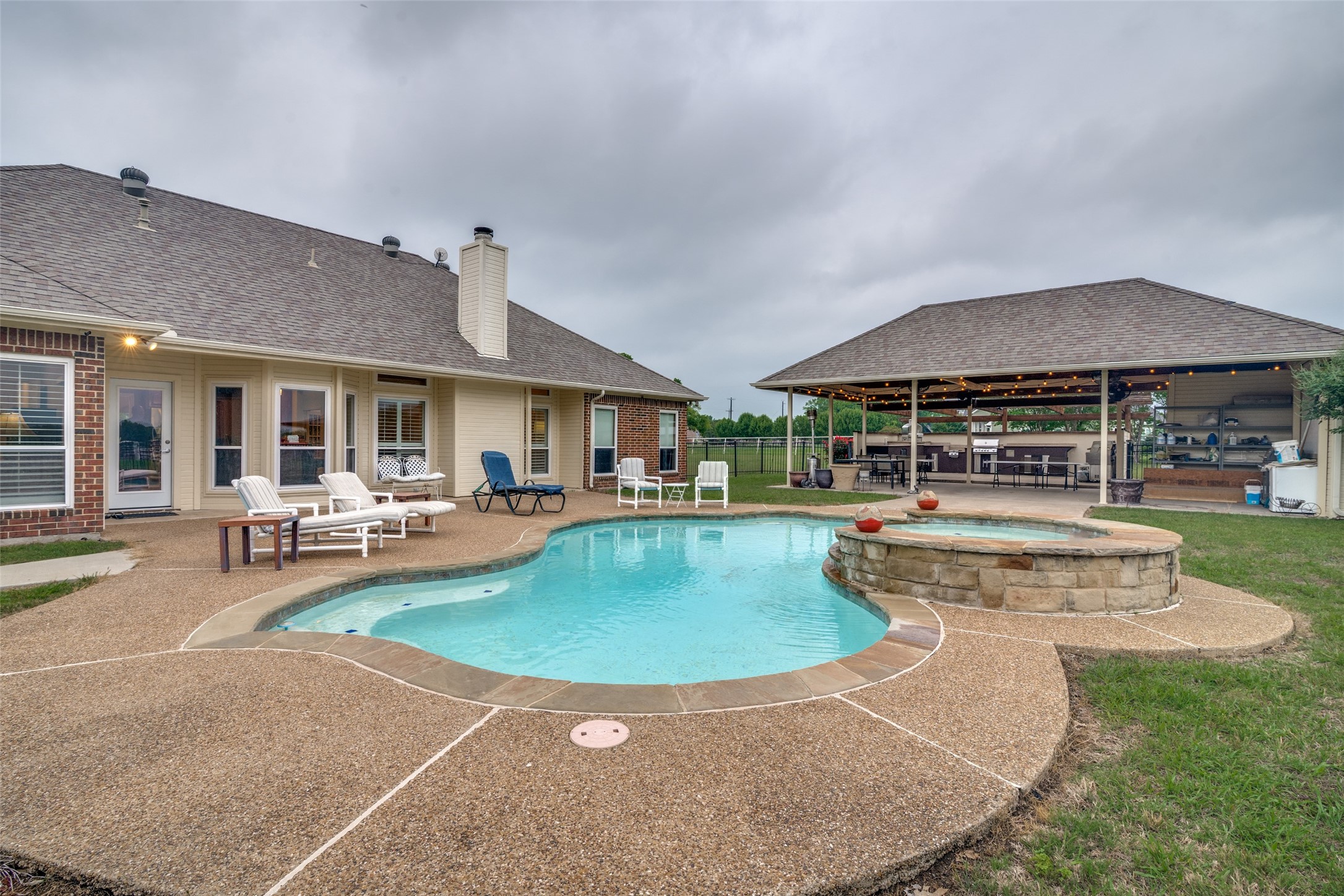 11515 County Road 483 Lavon TX 75166