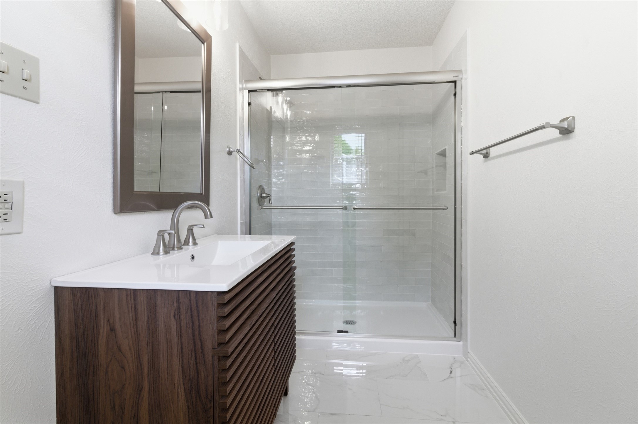 1505 Oak Glen Court Arlington TX 76012