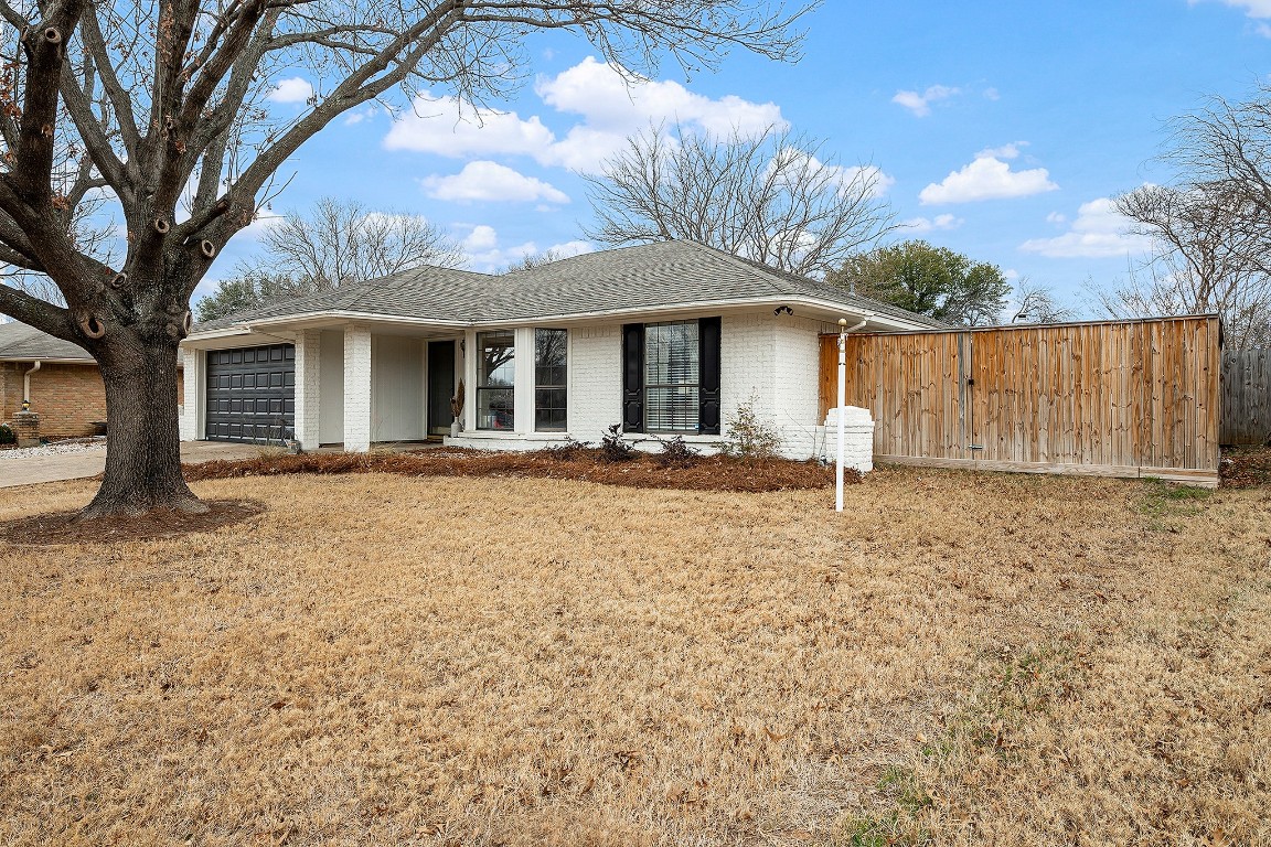 6821 Stillmeadows Circle N North Richland Hills TX 76182
