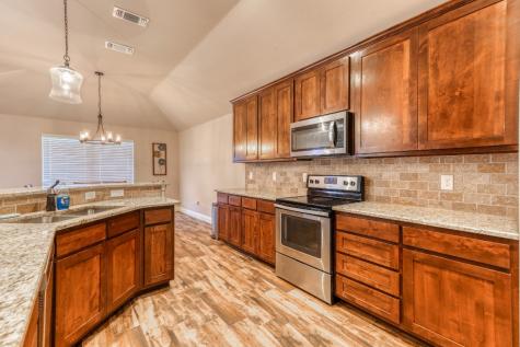 1400 Town Creek Circle Weatherford TX 76086