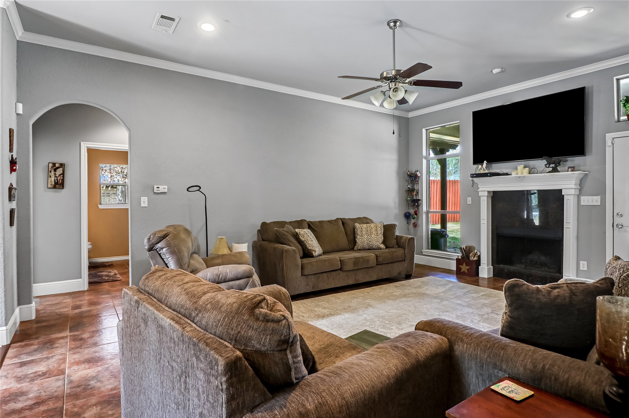 15062 County Road 1103 Flint TX 75762